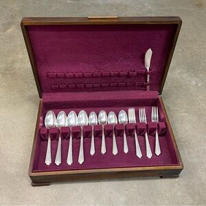 Vintage 1939 Holmes & Edwards Silverplate Inlaid Flatware Set Art Deco